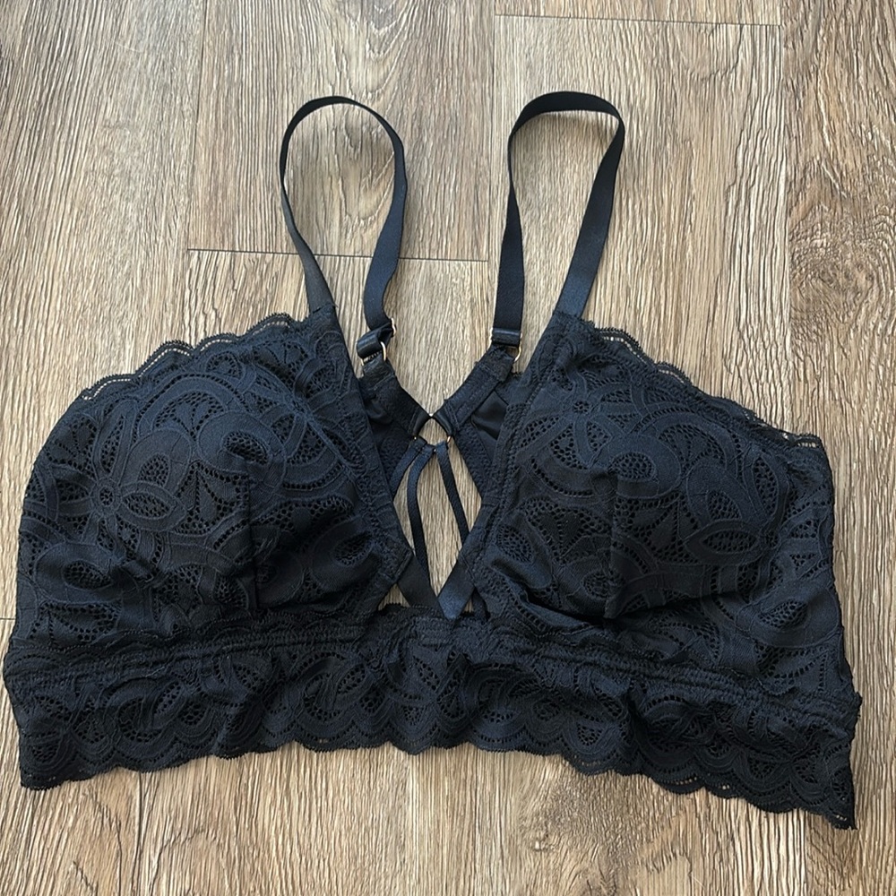 Aerie Black Lace Racerback Bralette Size XL